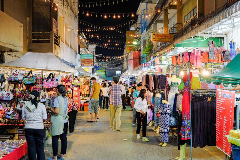 ถนนคนเดิน 2566
